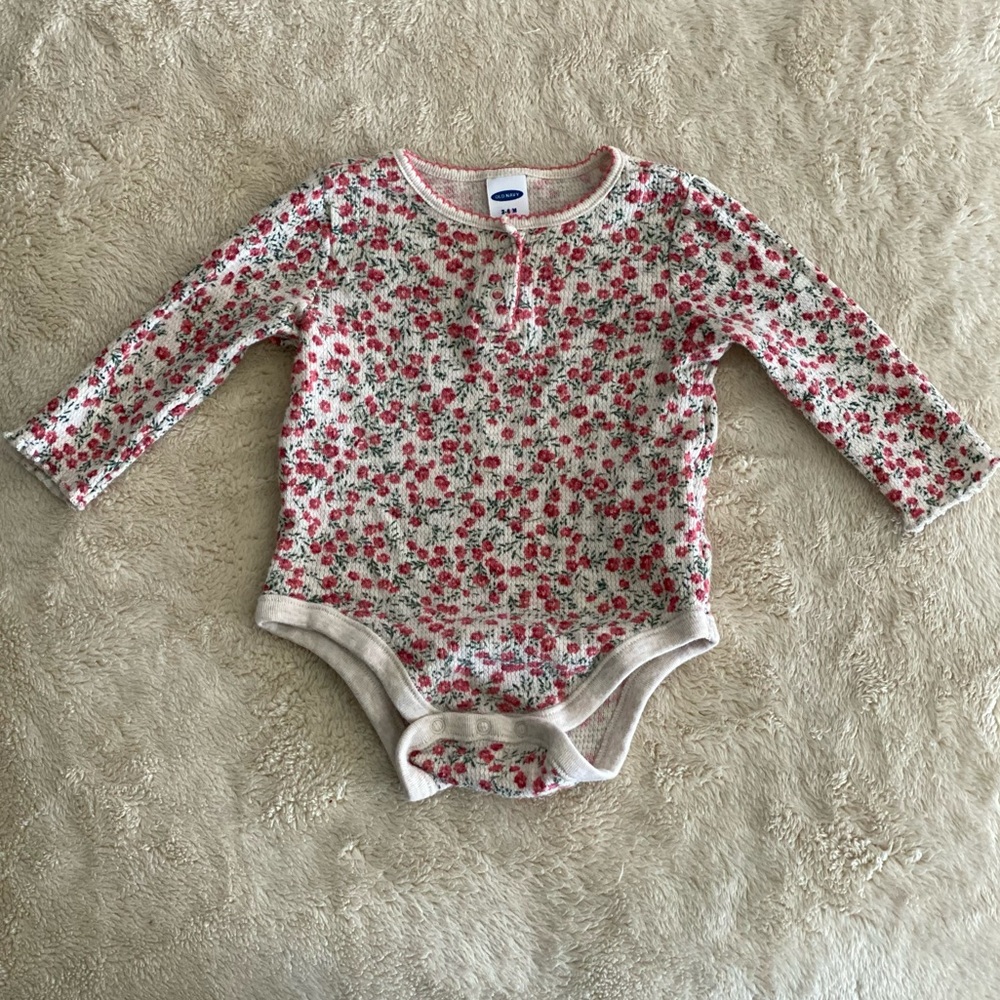 Old Navy Long Sleeved Onesie Bodysuit